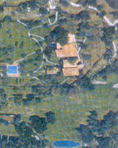 wpeF8.jpg (14020 Byte)